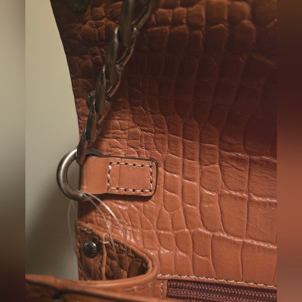 Michael Kors Peninsula ll Flap Shoulder Bag - Picture 11 of 12